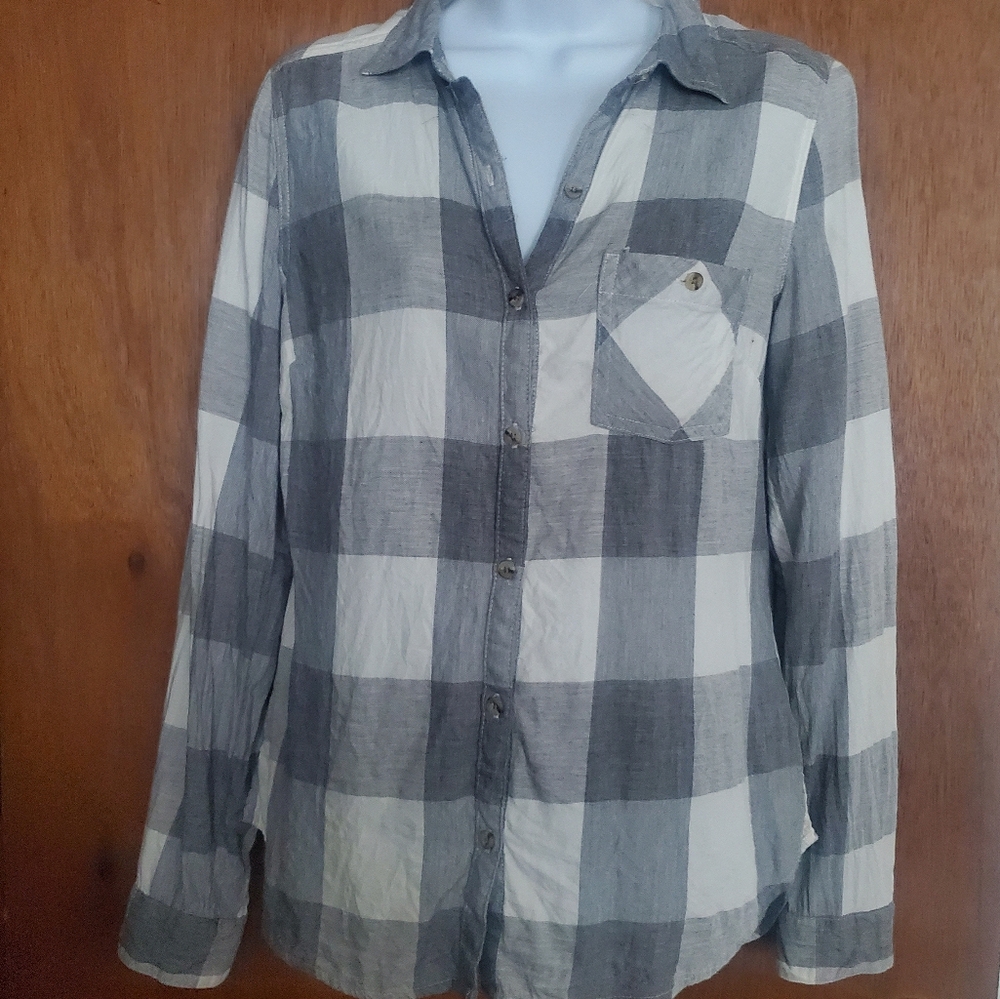 Maurices Gray and White Plaid Button Down Shirt